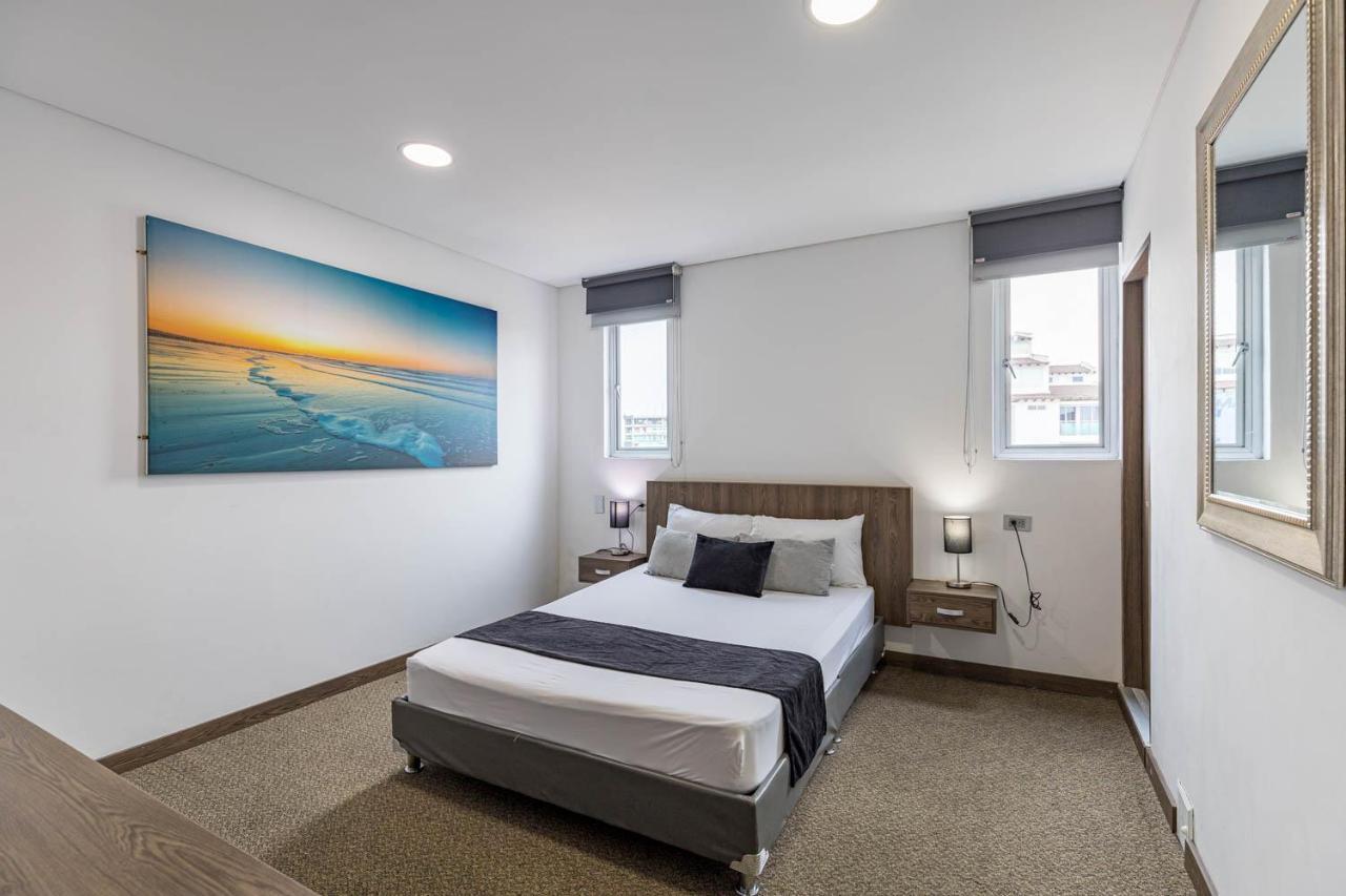 Hotel Velero San Antonio  Екстериор снимка