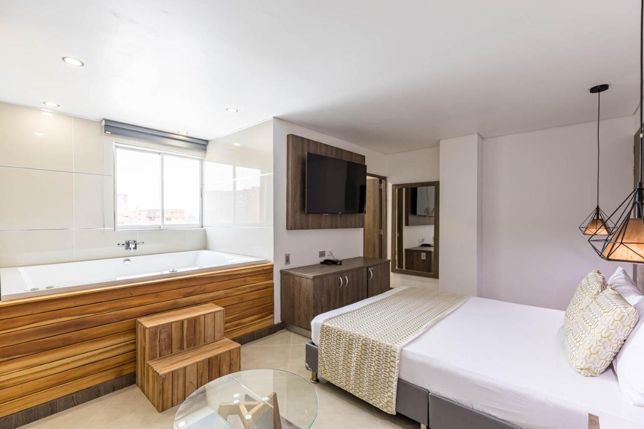 Hotel Velero San Antonio  Екстериор снимка