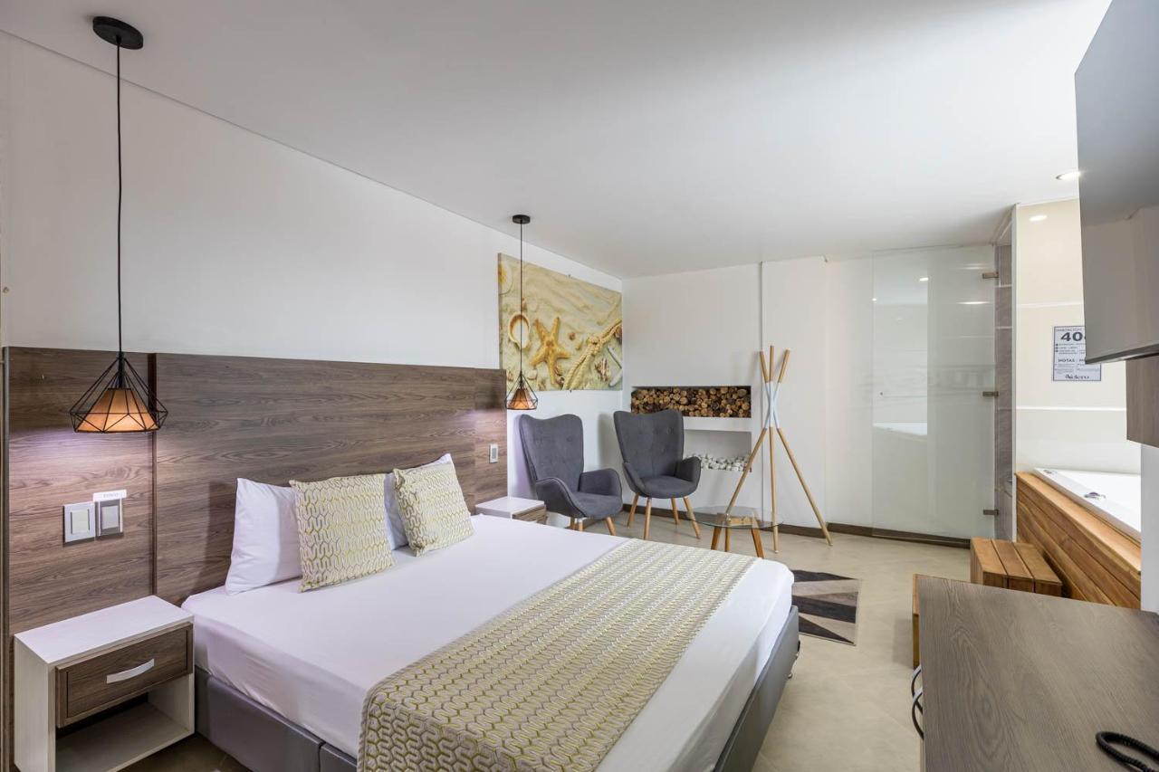 Hotel Velero San Antonio  Екстериор снимка