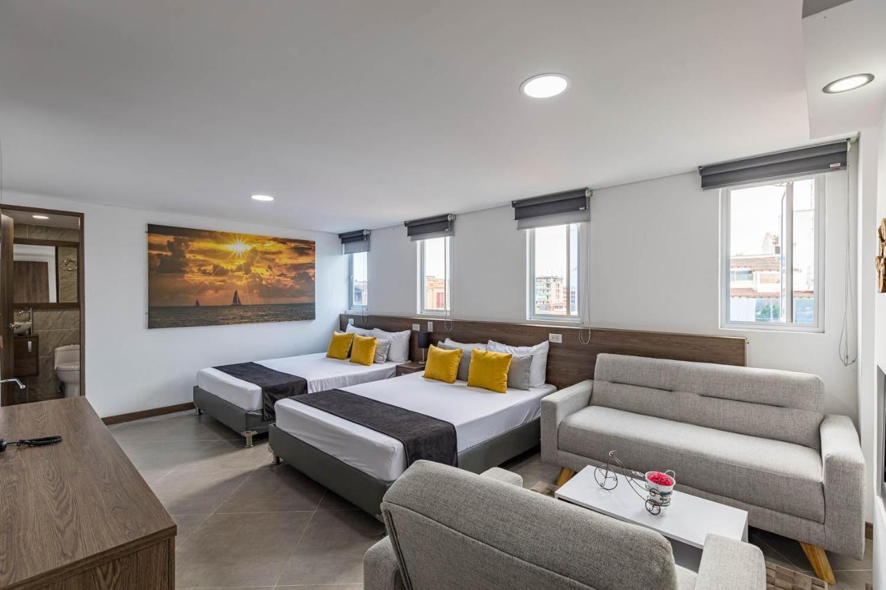 Hotel Velero San Antonio  Екстериор снимка