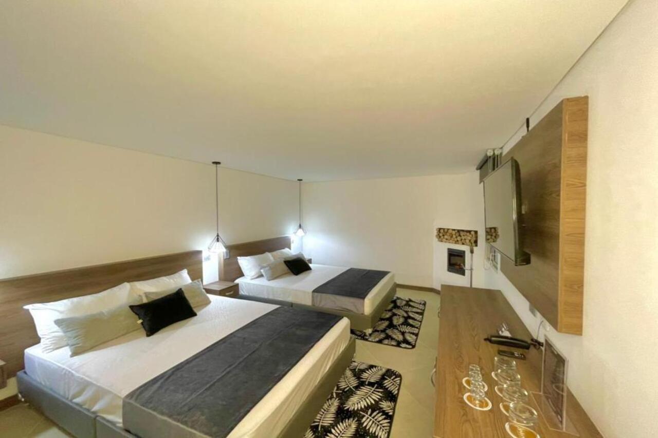 Hotel Velero San Antonio  Екстериор снимка